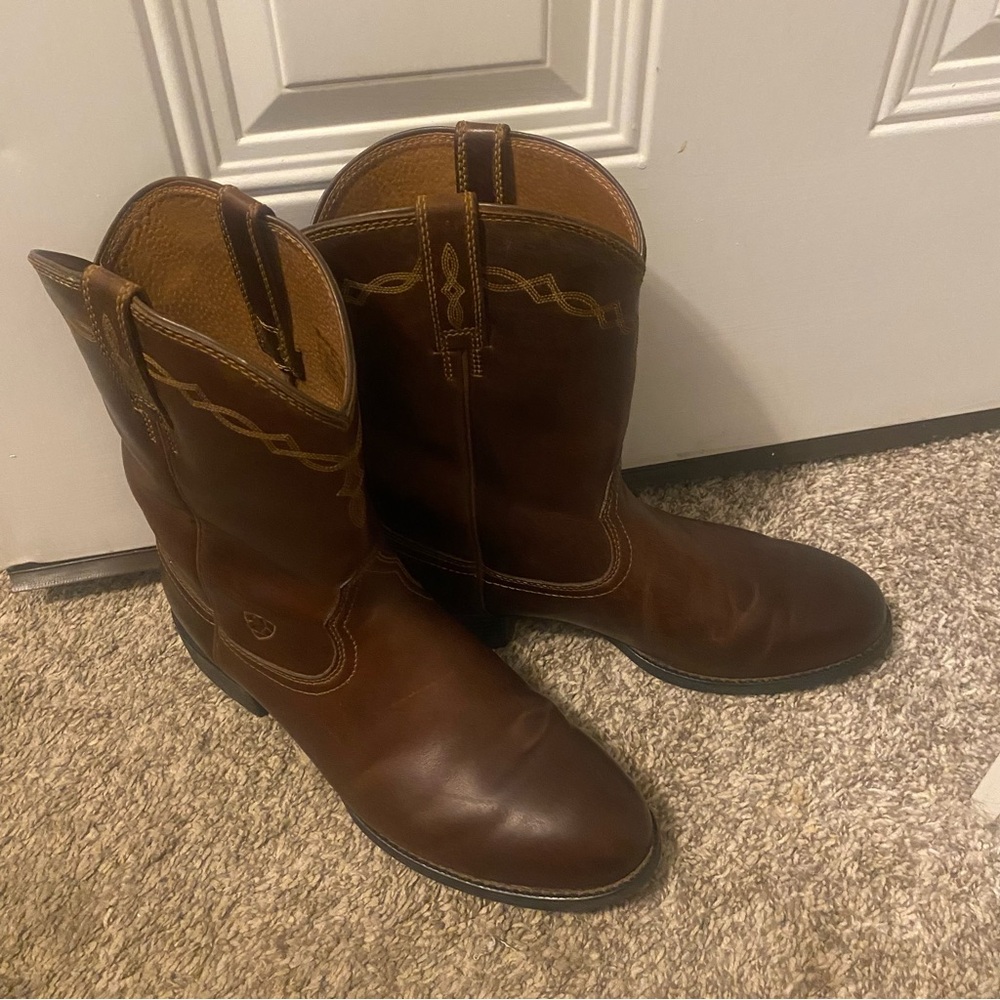 Brown Leather Boots with Suede Texture and Stitching